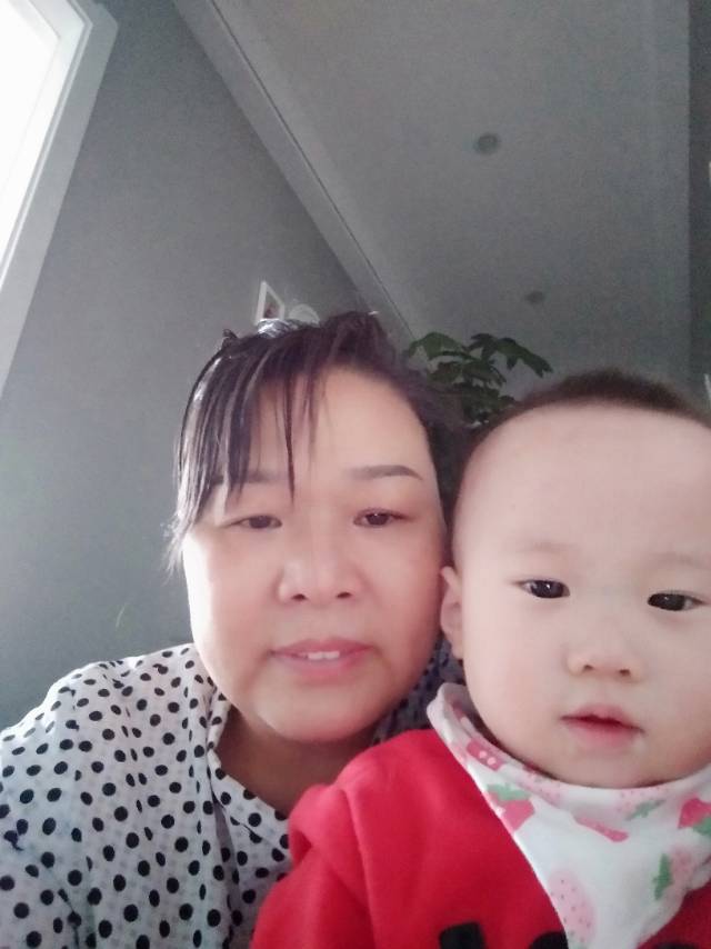彭阿姨的工作照片3